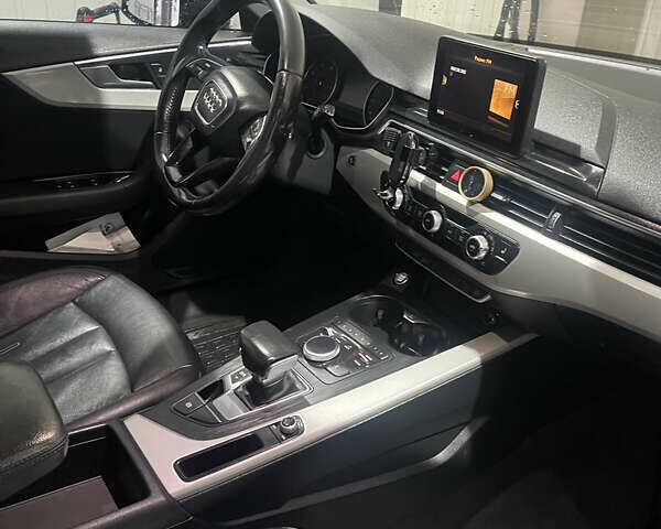 Черный Ауди А4, объемом двигателя 1.97 л и пробегом 300 тыс. км за 17000 $, фото 4 на Automoto.ua