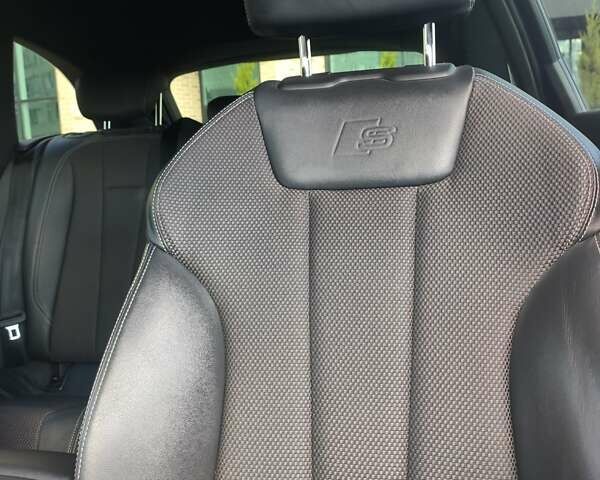 Чорний Ауді А4, об'ємом двигуна 2 л та пробігом 192 тис. км за 25000 $, фото 7 на Automoto.ua