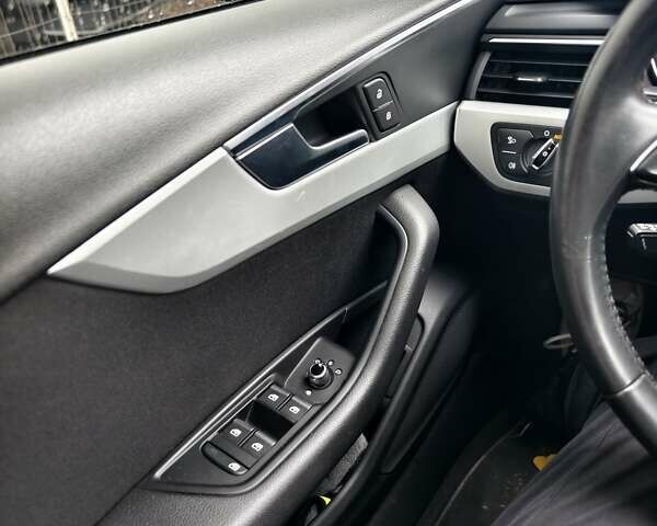 Черный Ауди А4, объемом двигателя 1.97 л и пробегом 305 тыс. км за 19500 $, фото 21 на Automoto.ua