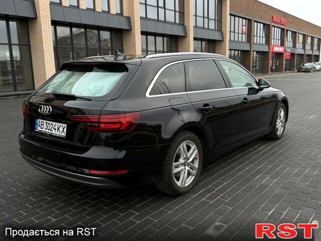 Чорний Ауді А4, об'ємом двигуна 2 л та пробігом 236 тис. км за 17200 $, фото 5 на Automoto.ua