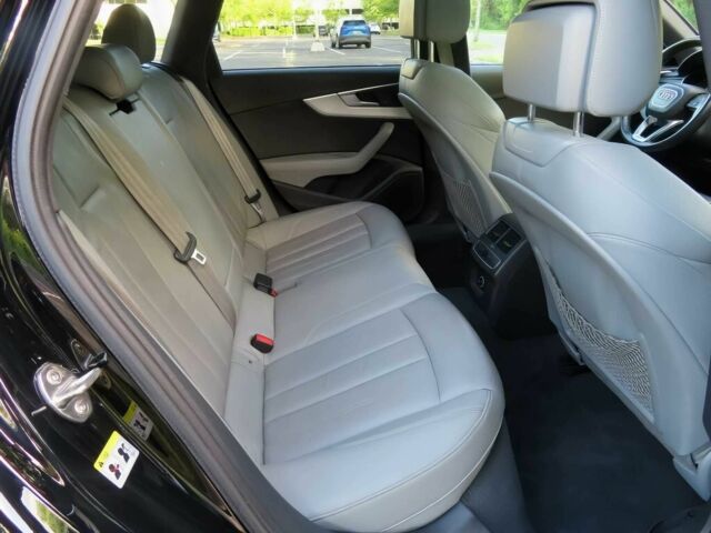 Чорний Ауді А4, об'ємом двигуна 2 л та пробігом 56 тис. км за 6000 $, фото 17 на Automoto.ua