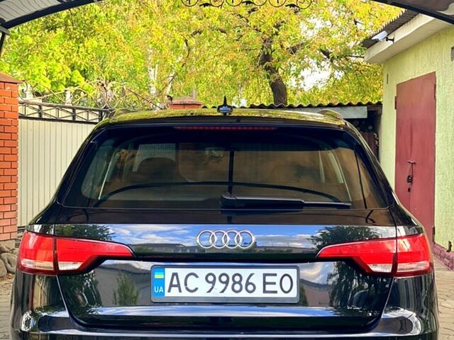 Чорний Ауді А4, об'ємом двигуна 2 л та пробігом 216 тис. км за 16000 $, фото 6 на Automoto.ua