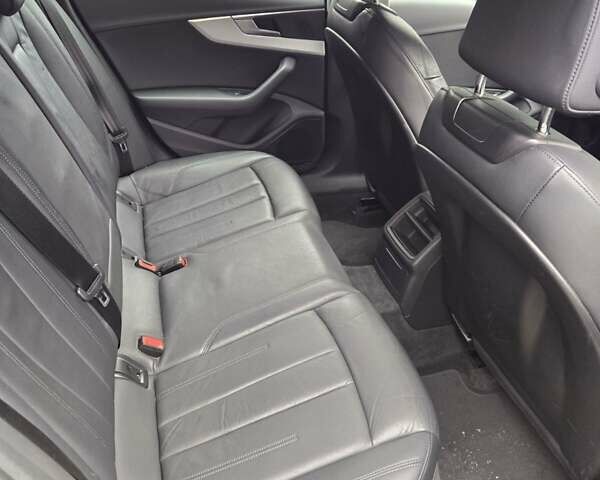 Черный Ауди А4, объемом двигателя 1.97 л и пробегом 235 тыс. км за 20499 $, фото 1 на Automoto.ua