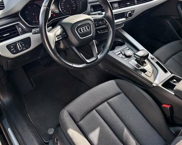 Черный Ауди А4, объемом двигателя 1.97 л и пробегом 305 тыс. км за 19500 $, фото 25 на Automoto.ua