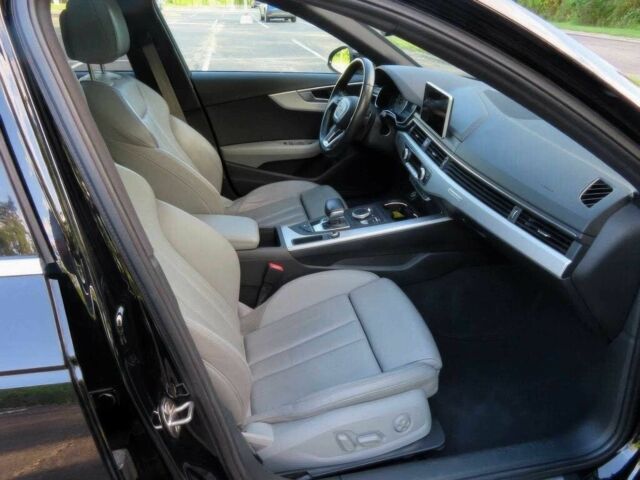 Чорний Ауді А4, об'ємом двигуна 2 л та пробігом 53 тис. км за 17500 $, фото 9 на Automoto.ua