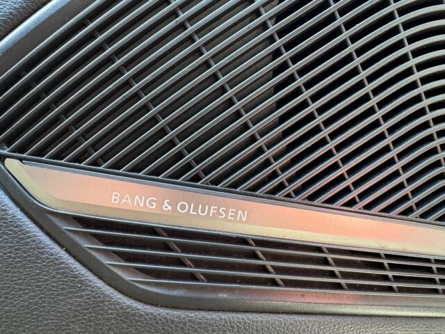 Черный Ауди А4, объемом двигателя 2 л и пробегом 180 тыс. км за 20500 $, фото 6 на Automoto.ua