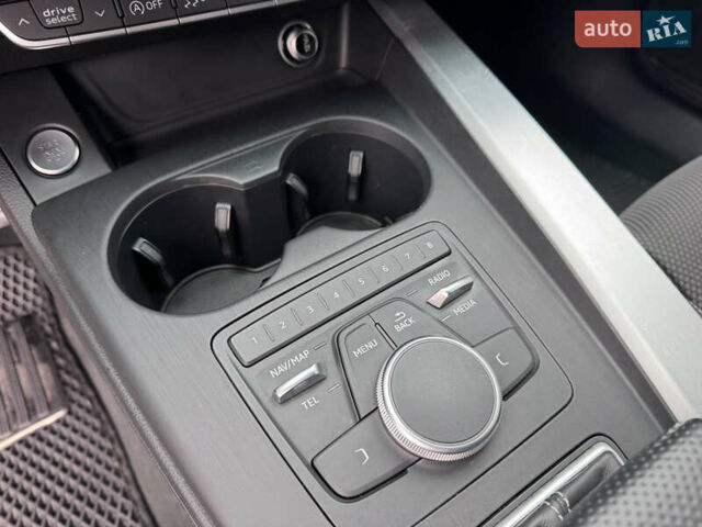 Черный Ауди А4, объемом двигателя 3 л и пробегом 230 тыс. км за 18500 $, фото 59 на Automoto.ua