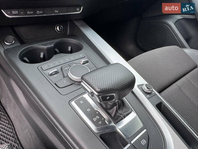 Черный Ауди А4, объемом двигателя 3 л и пробегом 230 тыс. км за 18500 $, фото 56 на Automoto.ua