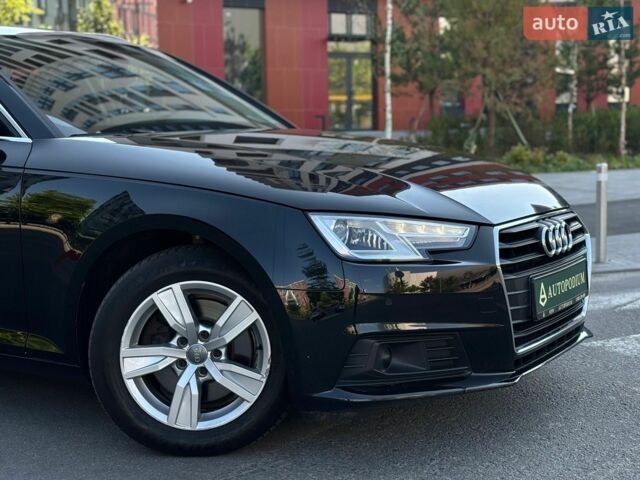Чорний Ауді А4, об'ємом двигуна 2 л та пробігом 218 тис. км за 15700 $, фото 2 на Automoto.ua