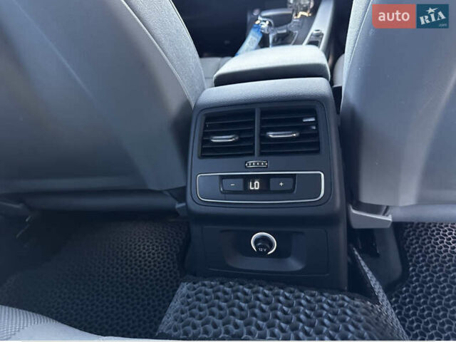 Черный Ауди А4, объемом двигателя 2 л и пробегом 260 тыс. км за 14850 $, фото 31 на Automoto.ua