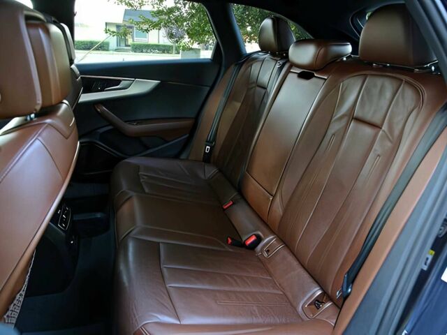 Чорний Ауді А4, об'ємом двигуна 2 л та пробігом 70 тис. км за 6000 $, фото 12 на Automoto.ua