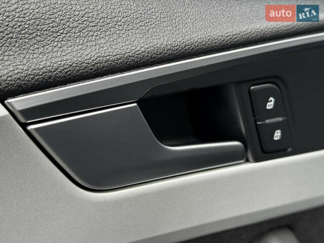 Чорний Ауді А4, об'ємом двигуна 1.97 л та пробігом 229 тис. км за 17599 $, фото 45 на Automoto.ua