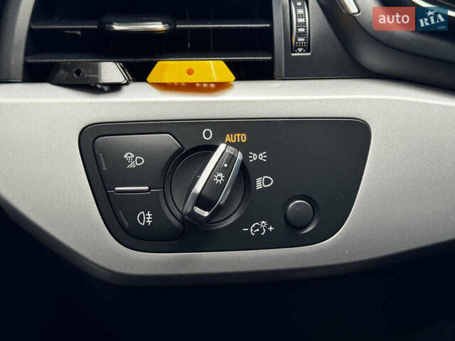 Чорний Ауді А4, об'ємом двигуна 1.97 л та пробігом 229 тис. км за 17599 $, фото 51 на Automoto.ua