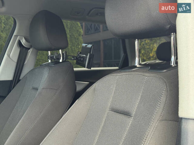 Чорний Ауді А4, об'ємом двигуна 1.97 л та пробігом 229 тис. км за 17599 $, фото 50 на Automoto.ua