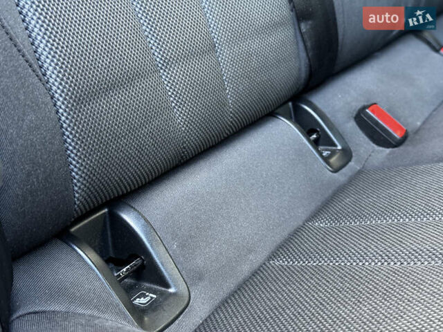 Чорний Ауді А4, об'ємом двигуна 1.97 л та пробігом 229 тис. км за 17599 $, фото 98 на Automoto.ua