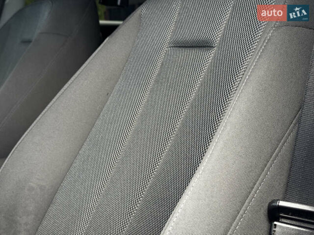 Чорний Ауді А4, об'ємом двигуна 1.97 л та пробігом 229 тис. км за 17599 $, фото 49 на Automoto.ua