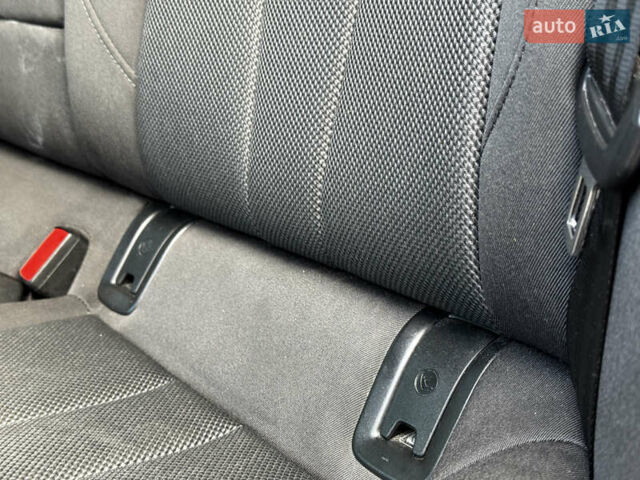 Чорний Ауді А4, об'ємом двигуна 1.97 л та пробігом 229 тис. км за 17599 $, фото 87 на Automoto.ua