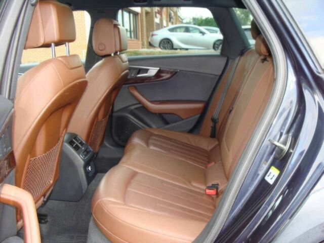 Черный Ауди А4, объемом двигателя 2 л и пробегом 30 тыс. км за 16300 $, фото 8 на Automoto.ua