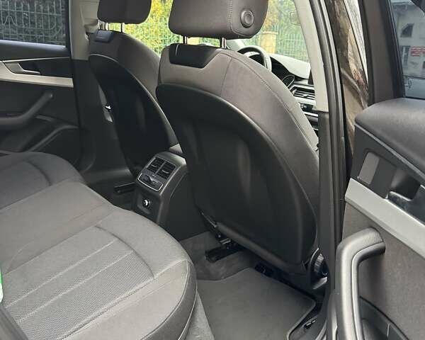 Черный Ауди А4, объемом двигателя 1.97 л и пробегом 227 тыс. км за 18199 $, фото 19 на Automoto.ua