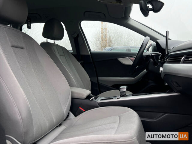 Чорний Ауді А4, об'ємом двигуна 2 л та пробігом 209 тис. км за 24990 $, фото 23 на Automoto.ua