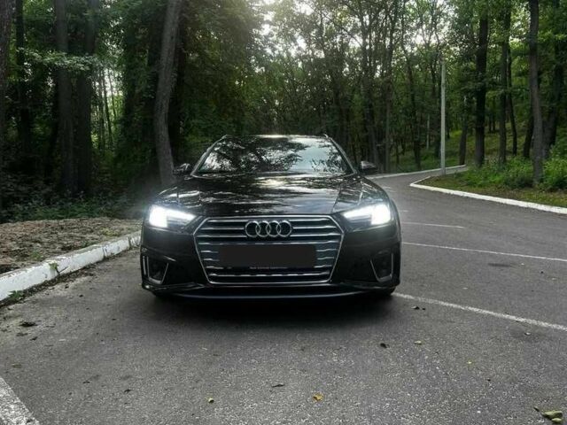 Черный Ауди А4, объемом двигателя 2 л и пробегом 157 тыс. км за 17500 $, фото 1 на Automoto.ua