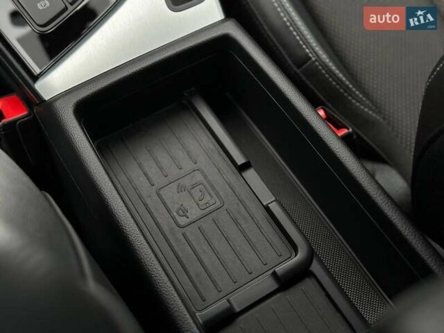 Черный Ауди А4, объемом двигателя 2 л и пробегом 179 тыс. км за 30000 $, фото 25 на Automoto.ua