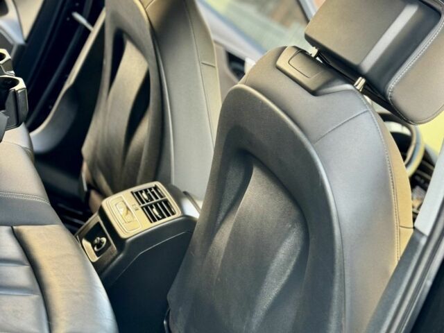 Черный Ауди А4, объемом двигателя 0 л и пробегом 228 тыс. км за 19950 $, фото 8 на Automoto.ua