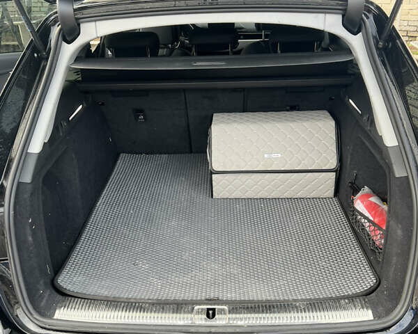 Черный Ауди А4, объемом двигателя 2 л и пробегом 197 тыс. км за 21699 $, фото 18 на Automoto.ua