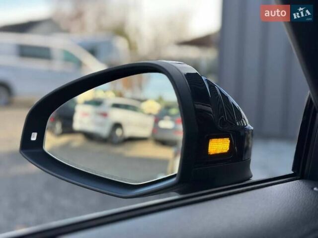 Черный Ауди А4, объемом двигателя 2 л и пробегом 179 тыс. км за 30000 $, фото 16 на Automoto.ua