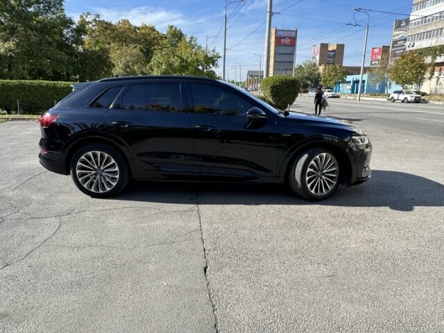 Ауди А4 2019 в Днепре (Днепропетровске) на Automoto.ua Черный Ауди А4, объемом двигателя 0 л и пробегом 160 тыс. км за 27000 $, фото 1 на Automoto.ua