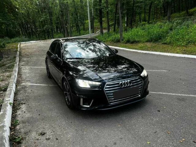 Черный Ауди А4, объемом двигателя 2 л и пробегом 157 тыс. км за 17500 $, фото 2 на Automoto.ua