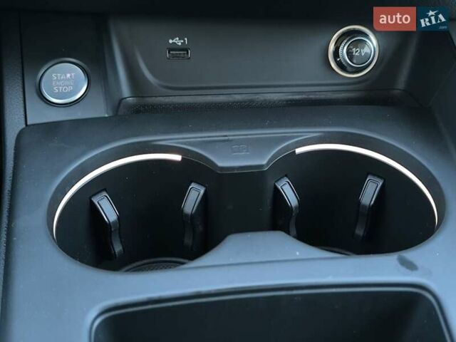 Черный Ауди А4, объемом двигателя 1.97 л и пробегом 211 тыс. км за 24300 $, фото 37 на Automoto.ua