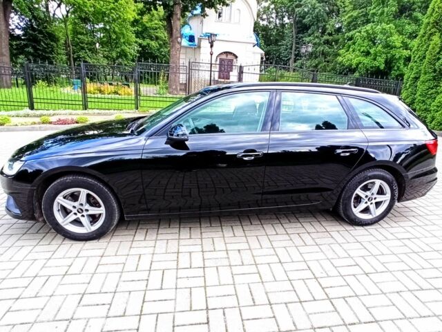 Черный Ауди А4, объемом двигателя 2 л и пробегом 170 тыс. км за 25500 $, фото 1 на Automoto.ua