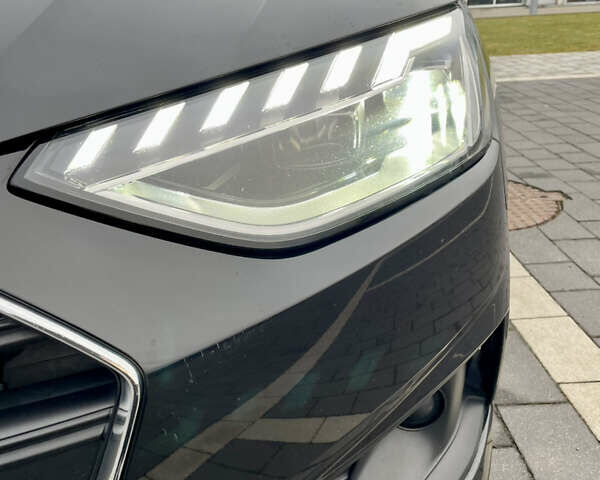 Черный Ауди А4, объемом двигателя 1.97 л и пробегом 205 тыс. км за 25000 $, фото 37 на Automoto.ua