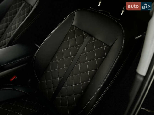 Чорний Ауді А4, об'ємом двигуна 1.97 л та пробігом 90 тис. км за 27500 $, фото 32 на Automoto.ua