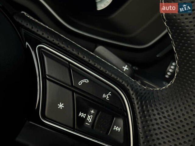 Чорний Ауді А4, об'ємом двигуна 1.97 л та пробігом 90 тис. км за 27500 $, фото 28 на Automoto.ua
