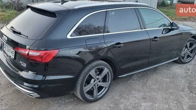 Черный Ауди А4, объемом двигателя 1.97 л и пробегом 33 тыс. км за 35700 $, фото 1 на Automoto.ua