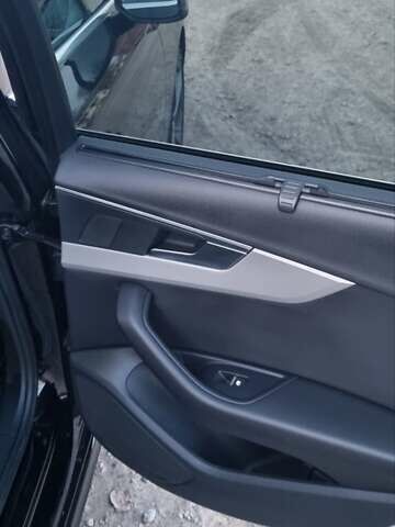 Черный Ауди А4, объемом двигателя 1.97 л и пробегом 33 тыс. км за 35700 $, фото 13 на Automoto.ua