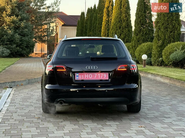 Фиолетовый Ауди А4, объемом двигателя 1.6 л и пробегом 247 тыс. км за 7400 $, фото 9 на Automoto.ua