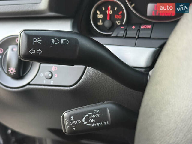 Фиолетовый Ауди А4, объемом двигателя 1.6 л и пробегом 247 тыс. км за 7400 $, фото 41 на Automoto.ua