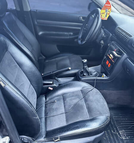 Коричневий Ауді А4, об'ємом двигуна 1.6 л та пробігом 328 тис. км за 3299 $, фото 6 на Automoto.ua