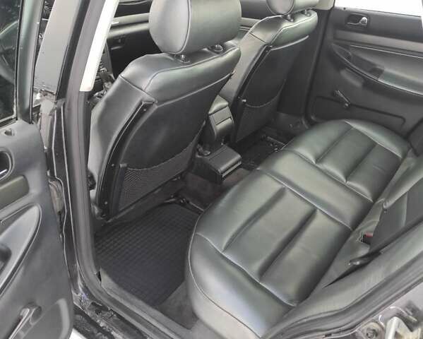 Коричневый Ауди А4, объемом двигателя 2.6 л и пробегом 335 тыс. км за 4200 $, фото 7 на Automoto.ua