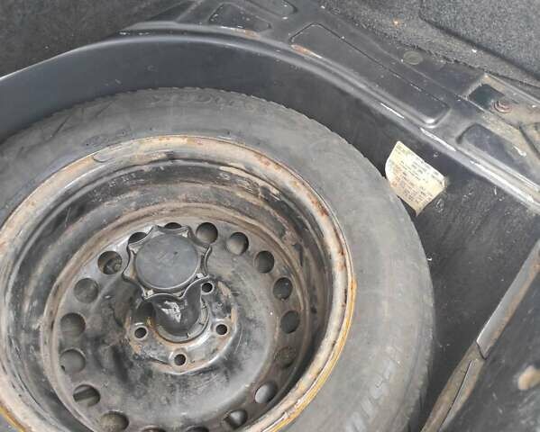 Коричневый Ауди А4, объемом двигателя 2.6 л и пробегом 335 тыс. км за 4200 $, фото 9 на Automoto.ua