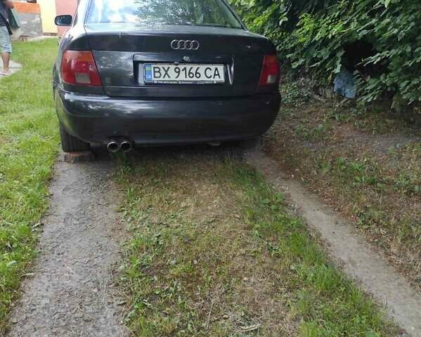 Коричневый Ауди А4, объемом двигателя 2.6 л и пробегом 335 тыс. км за 4200 $, фото 3 на Automoto.ua