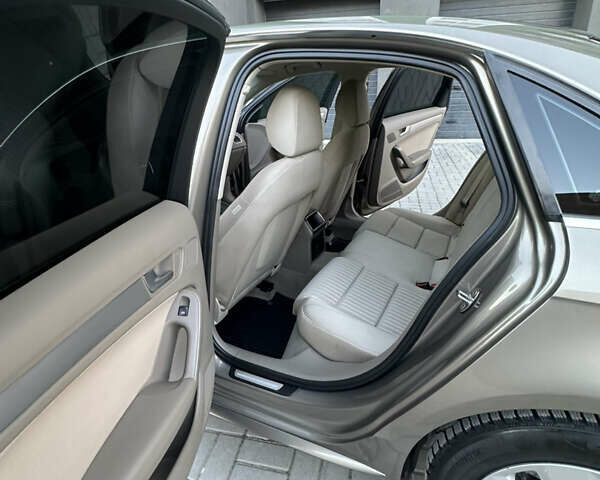 Коричневий Ауді А4, об'ємом двигуна 1.97 л та пробігом 277 тис. км за 9600 $, фото 7 на Automoto.ua