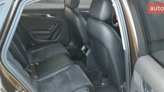 Коричневый Ауди А4, объемом двигателя 1.8 л и пробегом 170 тыс. км за 12500 $, фото 13 на Automoto.ua
