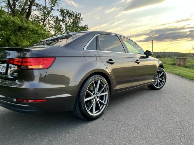 Коричневый Ауди А4, объемом двигателя 2 л и пробегом 218 тыс. км за 22100 $, фото 11 на Automoto.ua