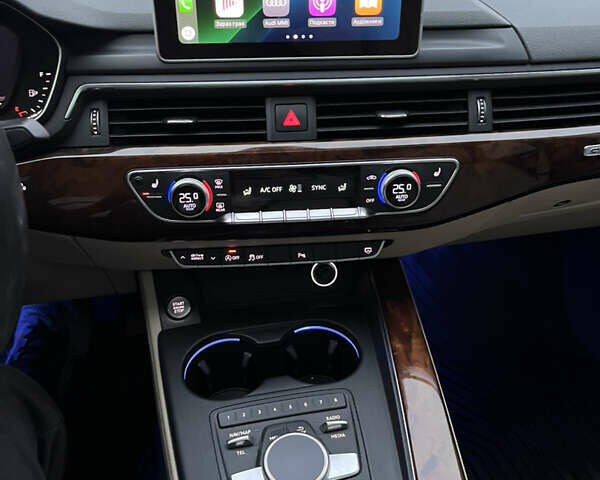 Коричневый Ауди А4, объемом двигателя 1.98 л и пробегом 245 тыс. км за 17800 $, фото 7 на Automoto.ua