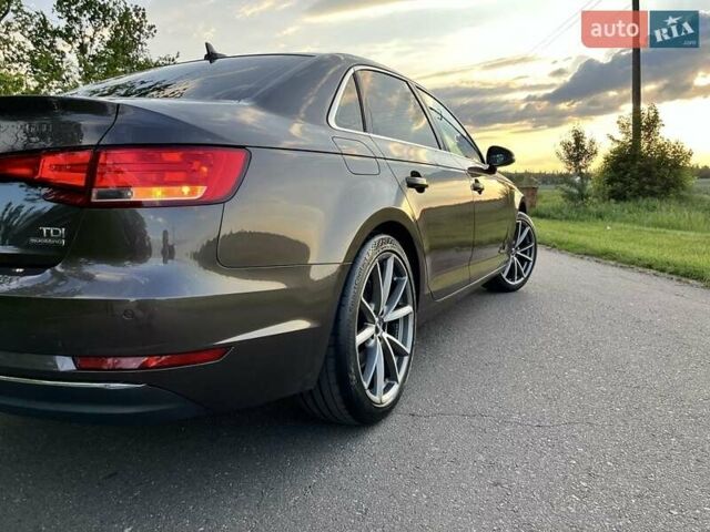 Коричневий Ауді А4, об'ємом двигуна 2 л та пробігом 218 тис. км за 22100 $, фото 11 на Automoto.ua
