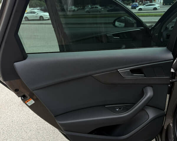 Ауди А4 2018 в Днепре (Днепропетровске) на Automoto.ua Коричневый Ауди А4, объемом двигателя 1.97 л и пробегом 51 тыс. км за 27400 $, фото 38 на Automoto.ua